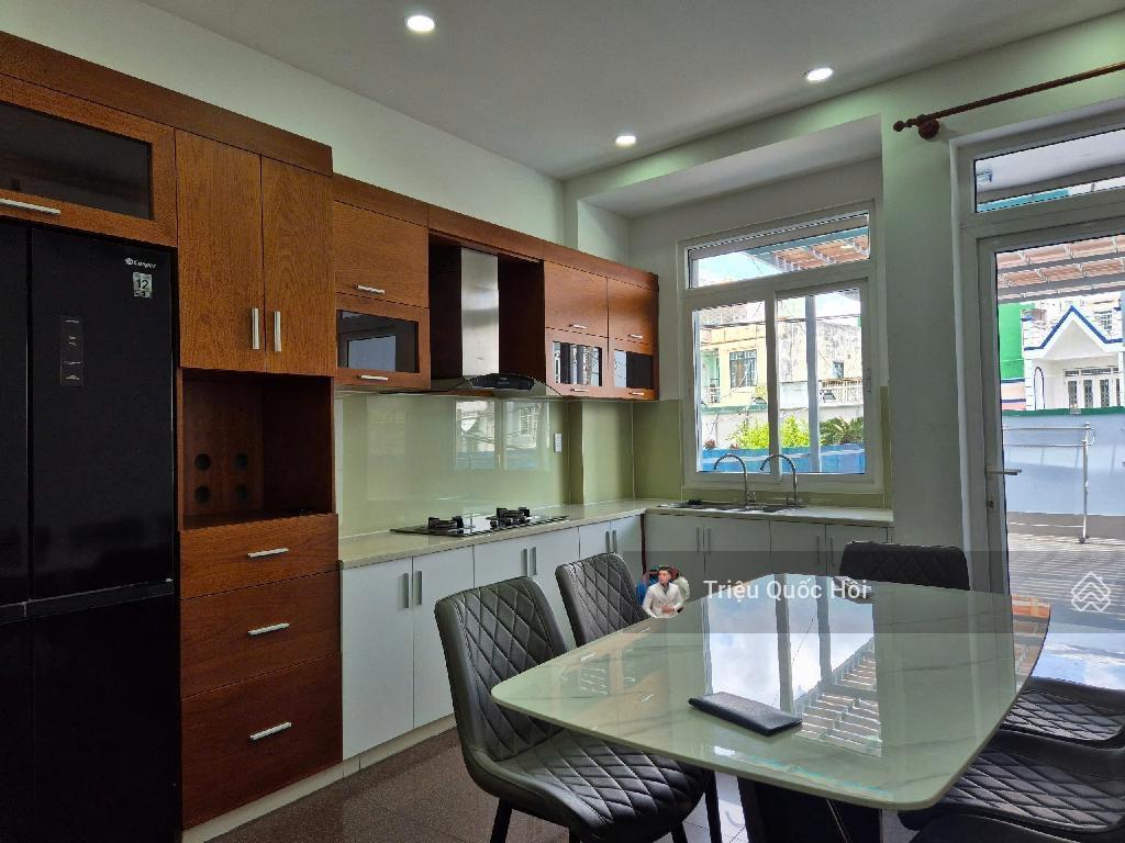 102m2 bông sao 3tầng shr ngang 5.5 ngay khu ẩm thực bông sao, khu toàn biệt thự, giá chỉ hơn 15tỷ.