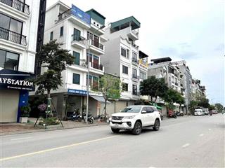 Mặt phố hoa lâm việt hưng sầm uất  dt 100m2 3tầng nhà mới 2mặt tiền  giá chỉ 27,4 tỷ