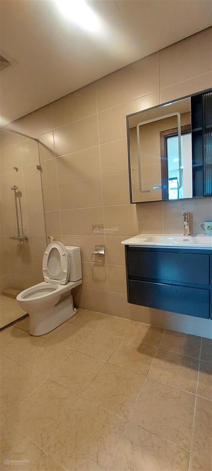 (giá thật) chính chủ bán căn 88m2. tầng trung, căn góc, full nội thất. 3pn 2vs. cửa đn ban công tb