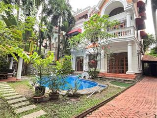 Chính chủ cần cho thuê biệt thự 5pn hồ bơi sân vườn giá chỉ 110 triệu ,thảo điền .