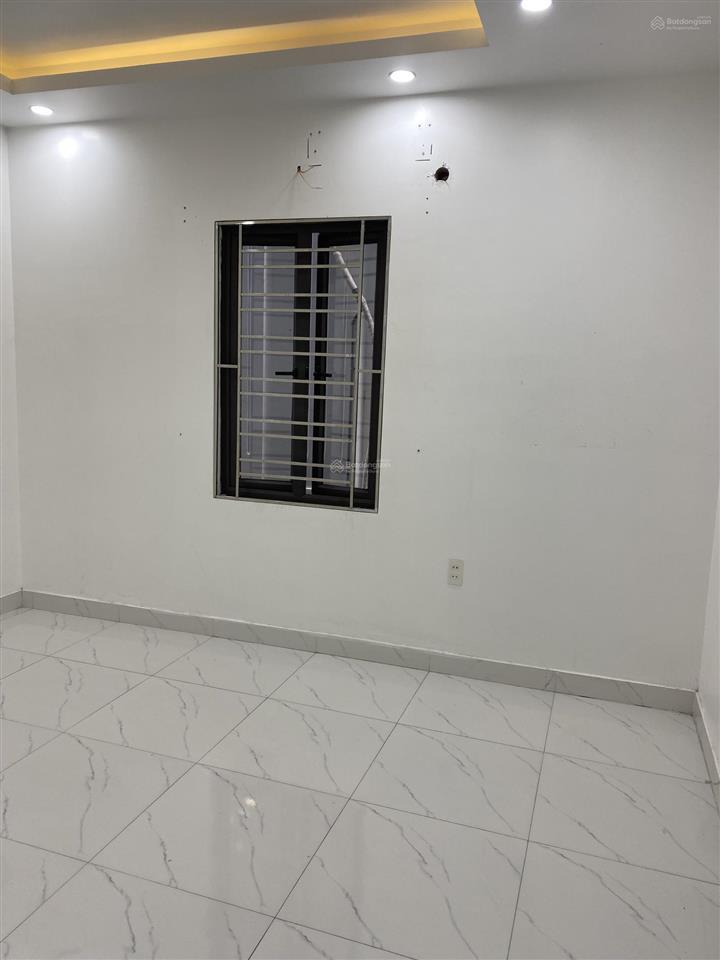 Nhà 4 tầng gần như mới ngõ 225 ngô gia tự giáp văn cao chỉ hơn 2 tỷ