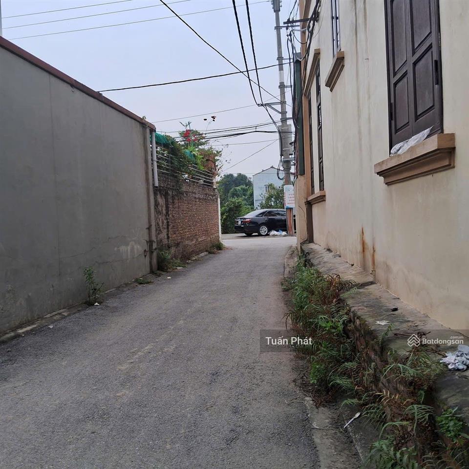 Nhà mới đón tết  gần đại lộ ven sông hồng  tây thăng long  5 tầng, lô góc  5.7 tỷ