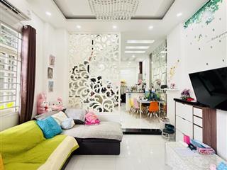 Nhà đẹp 3 tầng  vài bước ra hẻm ô tô nở hậu nhẹ  quang trung  gần vincom  6.7 tỷ