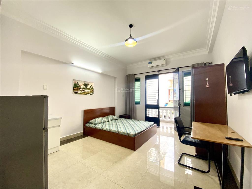 Cho thuê căn hộ full nt, ban công rộng, ngay công viên lê văn tám, vòng xoay điện biên phủ