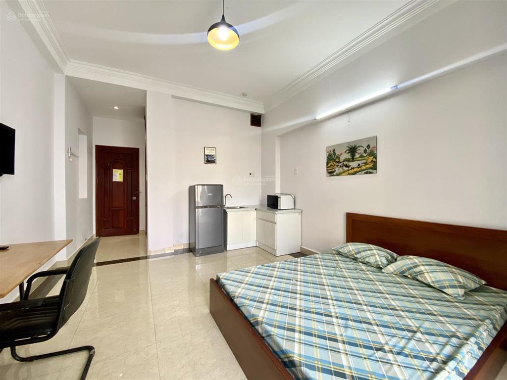 Cho thuê căn hộ full nt, ban công rộng, ngay công viên lê văn tám, vòng xoay điện biên phủ