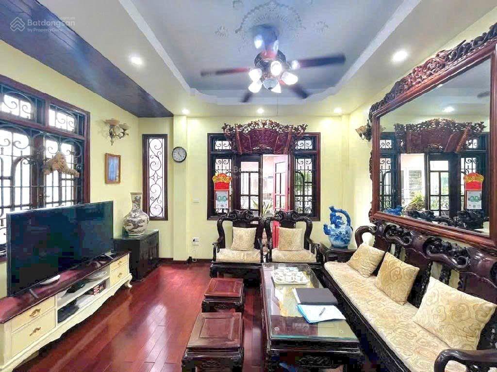 Bán biệt thự âu cơ 170m2, ôtô tránh giá 30 tỷ. tây hồ