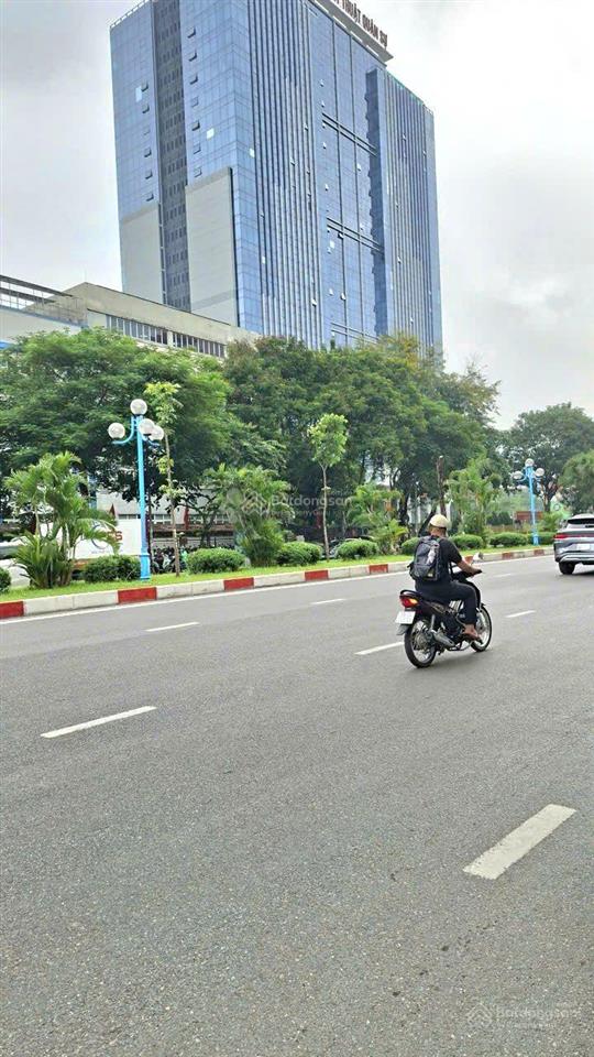 Bán nhà mặt phố liễu giai 52m2, 9 tầng giá 55 tỷ. ba đình