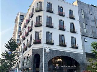 Bán gấp biệt thự compound siêu hiếm nguyễn văn hưởng (có hồ bơi). 550m2 (18x30m)  3 tầng. 99 tỷ