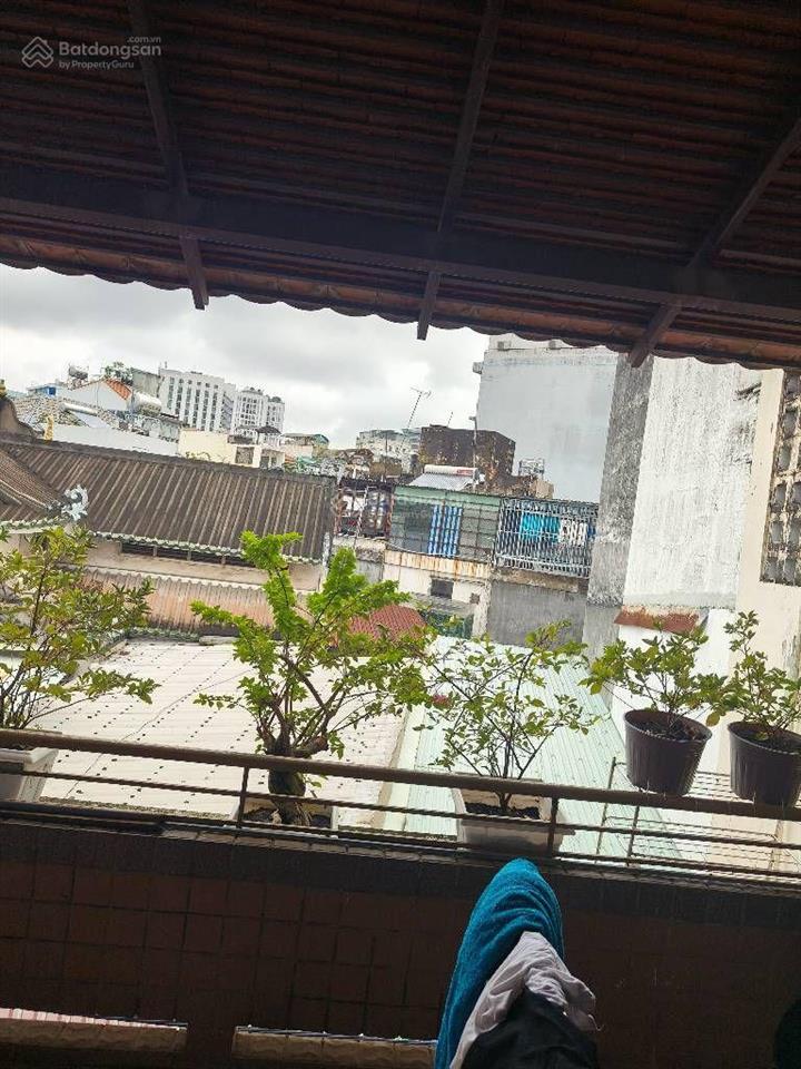 Hiếm  nhà 3 lầu  trong chợ trần hữu trang  ngang  4m  chỉ 9.5 tỷ