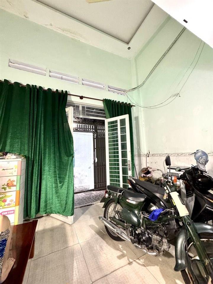 Bán nhà  lê văn sỹ  hẻm ô tô  ngang 4,3m  nhỉnh 7 tỷ