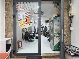 Bán nhà  hẻm xe tải 2 mặt hẻm trước sau  nhà đẹp  3 tầng vừa ở vừa kinh doanh  giá 8 tỷ