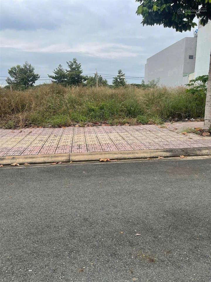 Cần tiền trả ngân hàng cắt lỗ lô 184m2 d2d giá 2tỷ5 dân đông đối diện chợ, gần sân bay long thành.