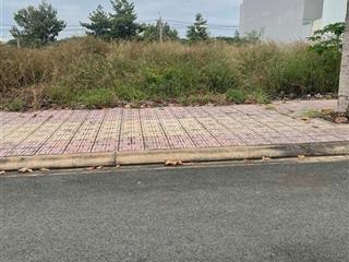 Cần tiền trả ngân hàng cắt lỗ lô 184m2 d2d giá 2tỷ5 dân đông đối diện chợ, gần sân bay long thành.