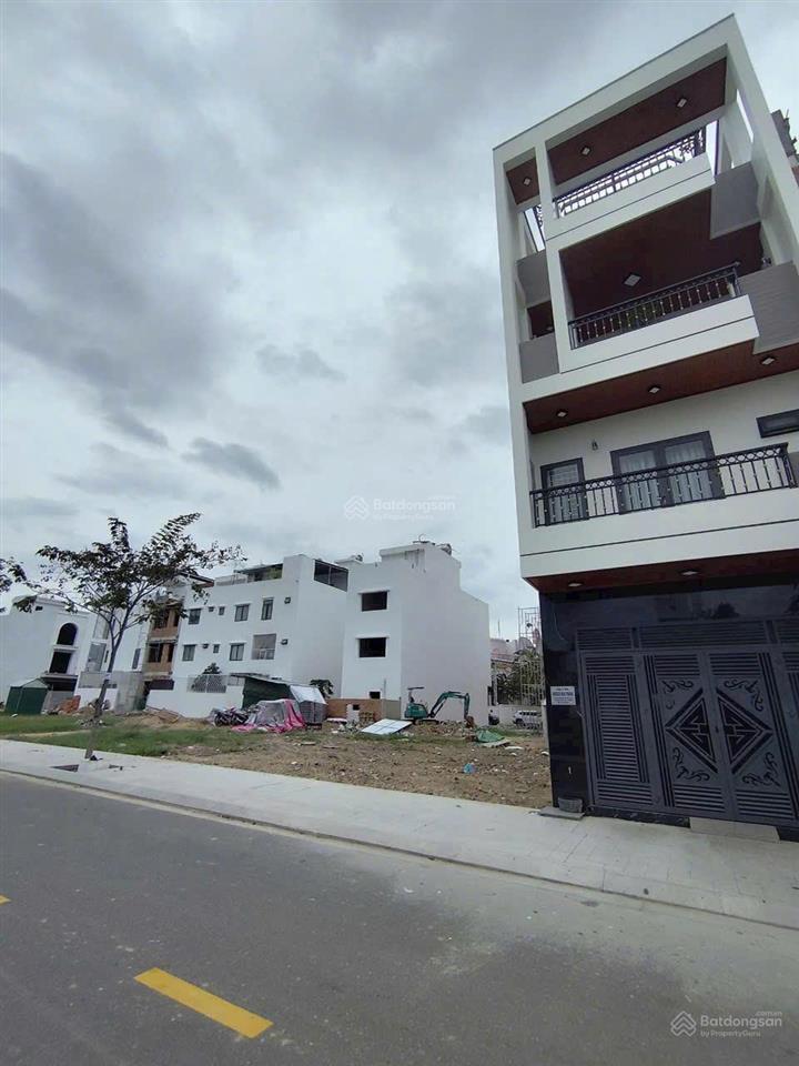 Cần tiền trả ngân hàng cắt lỗ lô 184m2 d2d giá 2tỷ5 dân đông đối diện chợ, gần sân bay long thành.