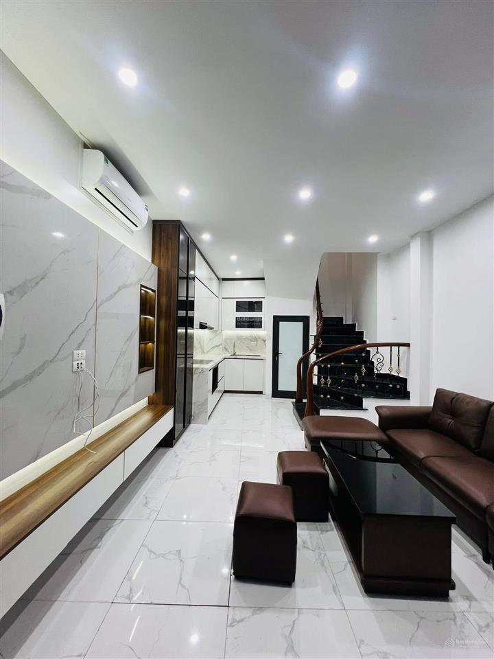 6.88 tỷ  6 tầng  lô góc  pháo đài láng  ngõ thông  40m ra ô tô tránh  4 ngủ khép kín