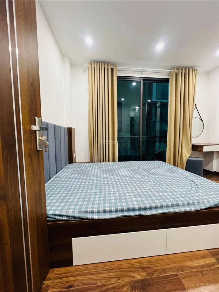 6.88 tỷ  6 tầng  lô góc  pháo đài láng  ngõ thông  40m ra ô tô tránh  4 ngủ khép kín