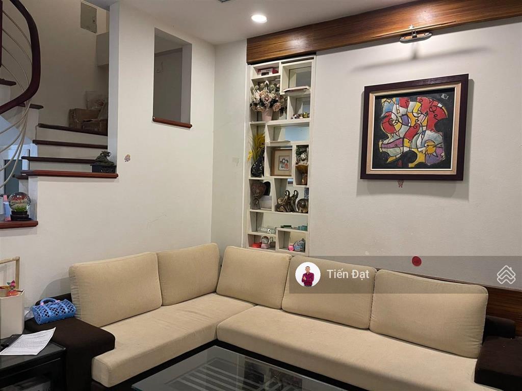 Bán nhà tôn đức thắng, ngõ thịnh hào, mặt ngõ rộng, cách 20m ra ô tô 58m2, 5 tầng giá 15,2 tỷ