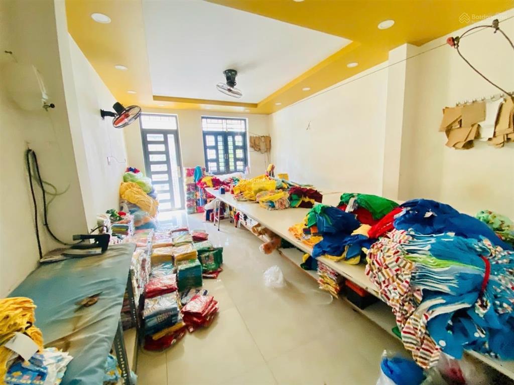 Bán nhà mặt tiền hẻm nhựa 6m xe hơi tránh nhau, trần xuân soạn, tân kiểng, quận 7, giá mềm