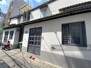 Chdv q4 74.6 triệu/m2  dòng tiền 9 phòng cho thuê  sổ 172,9 m²