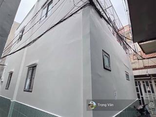 Nhà đẹp căn góc 3 mặt  diện tích lớn. chỉ 4,95 tỷ