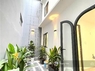 Chỉ 7,8 tỷ  đường khánh hội hiếm bán  sổ 67,4m² (6,24 x 12)  nhà đẹp 4 pn