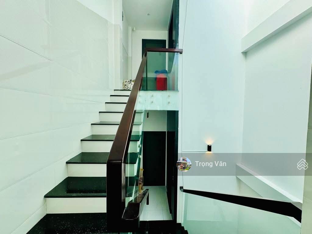 Chdv ngay nhà thờ tân định  dòng tiền khủng 680 triệu/ năm. chỉ 17,5 tỷ