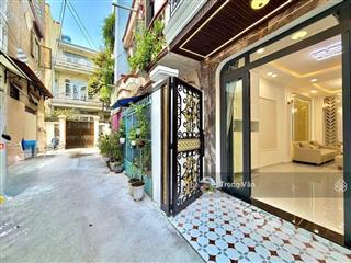 Bán nhà phan xích long  46,7 m²  nhà mới 5 tầng 4pn 6wc. chỉ 8,99 tỷ