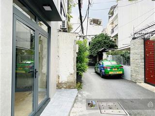 Giá tuyệt chủng  chỉ 3 tỷ xe hơi đỗ cửa  nguyễn văn đậu  sổ 17,8 m²  nhà mới 2 tầng