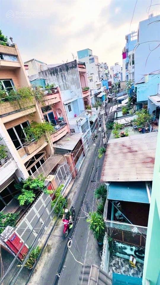 Nhà hẻm xh 5m  cách mạng tháng tám  3.1x15 (44/48m2), 3 tầng  7.99 tỷ