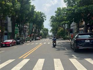 Bán gấp nhà 6x15m, 1 lầu giá 12.5tỷ, tn 20triệu, mt kdc tân quy đông p. tân phong, quận 7