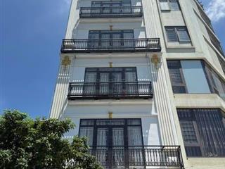 GIÁO SƯ TRƯỜNG ĐẠI HỌC THƯƠNG MẠI CẦN BÁN NHÀ NGUYỄN HOÀNG 50M2 – GIÁ ĐỂ LẠI FULL NỘI THẤT