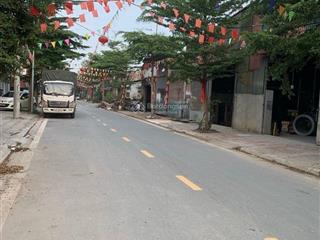 Bán nhà trung tâm huyện hoài đức  kim chung diện tích 60 m 6 tầng thang máy 10 m ra ô tô tránh