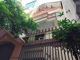 Bán căn biệt thự ngay hồ tùng mậucầu giấy 81m2, mt6m giá đt chỉ 15.xtỷ tặng giấy phép xây dựng 7t