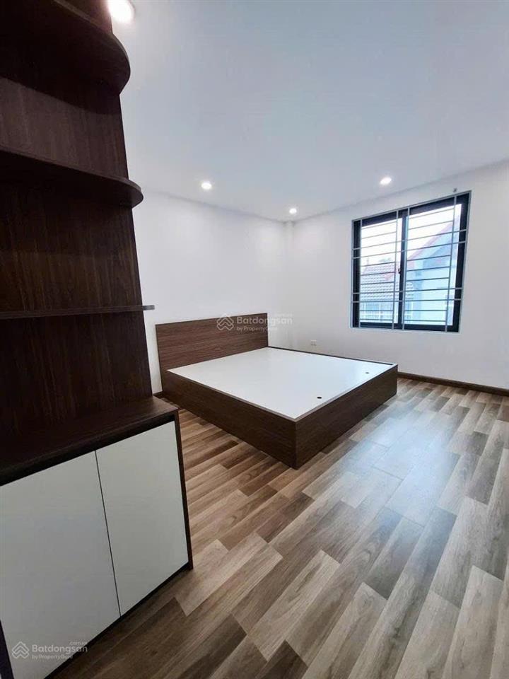 Nhà trung kiên lô góc 3 thoáng  ô tô cách 15m  full nội thất  nhà đẹp ở ngay giá  hơn 5 tỷ