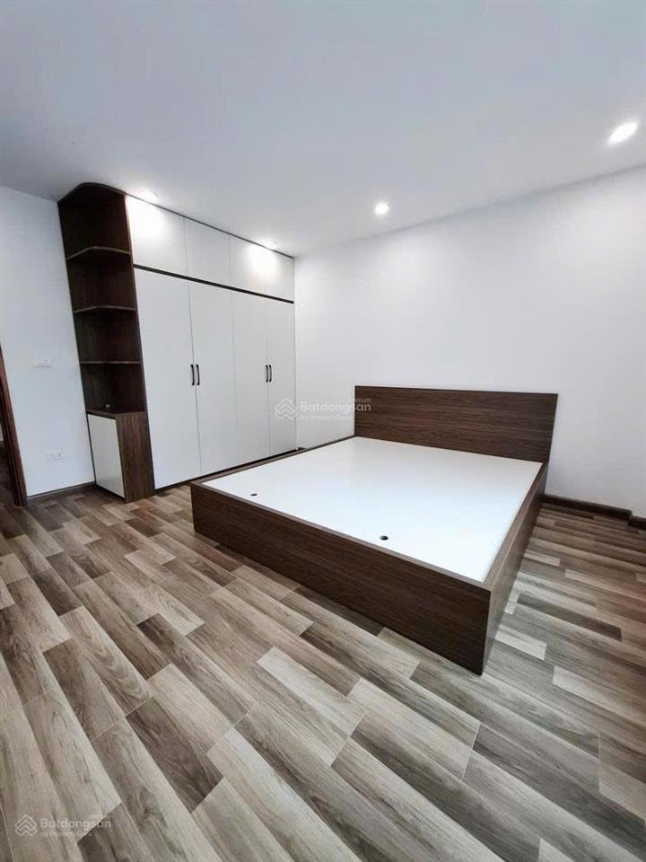 Nhà trung kiên lô góc 3 thoáng  ô tô cách 15m  full nội thất  nhà đẹp ở ngay giá  hơn 5 tỷ