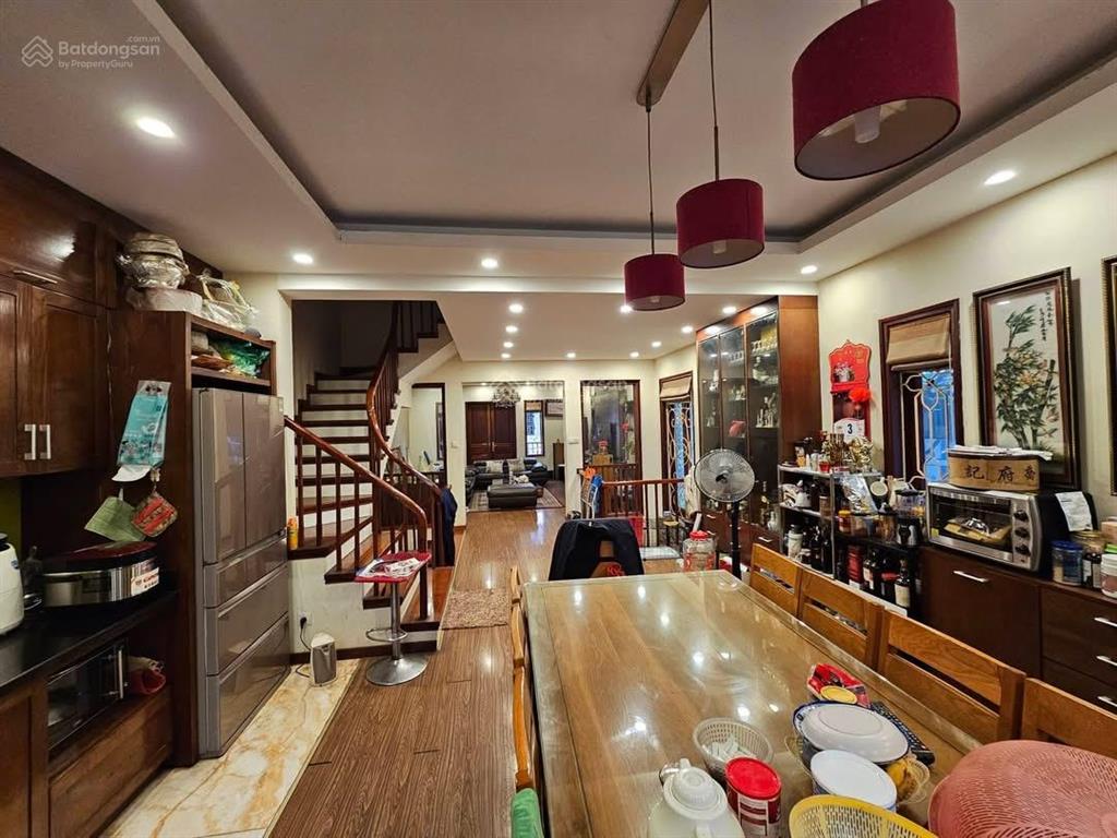 Bán nhà liền kề tw đảng trịnh văn bô 61m2 phân lô ôtô chạy vòng quanh, kinh doanh, giá 18.5 tỷ