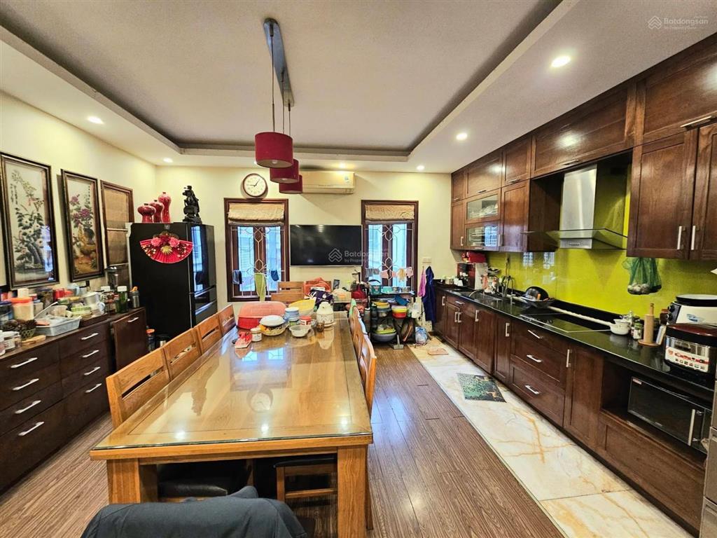 Bán nhà liền kề tw đảng trịnh văn bô 61m2 phân lô ôtô chạy vòng quanh, kinh doanh, giá 18.5 tỷ