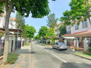 Bán căn biệt thự song lập 185m2 oasis villa đẹp 3 tầng ngay trục chính oasis 1 thuận an bình dương