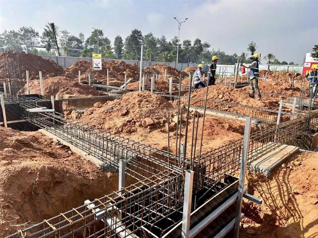 Cập nhật tiến độ cùng ngắm khu đô thị đẳng cấp ven sông the oasis riverside tp.hcm.  0909 901 ***