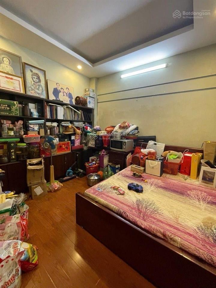 Bán nhà mặt phố gần học viện tài chính 40m2, 4t, 2 thoáng, kinh doanh sầm uất, pháp lý rõ ràng