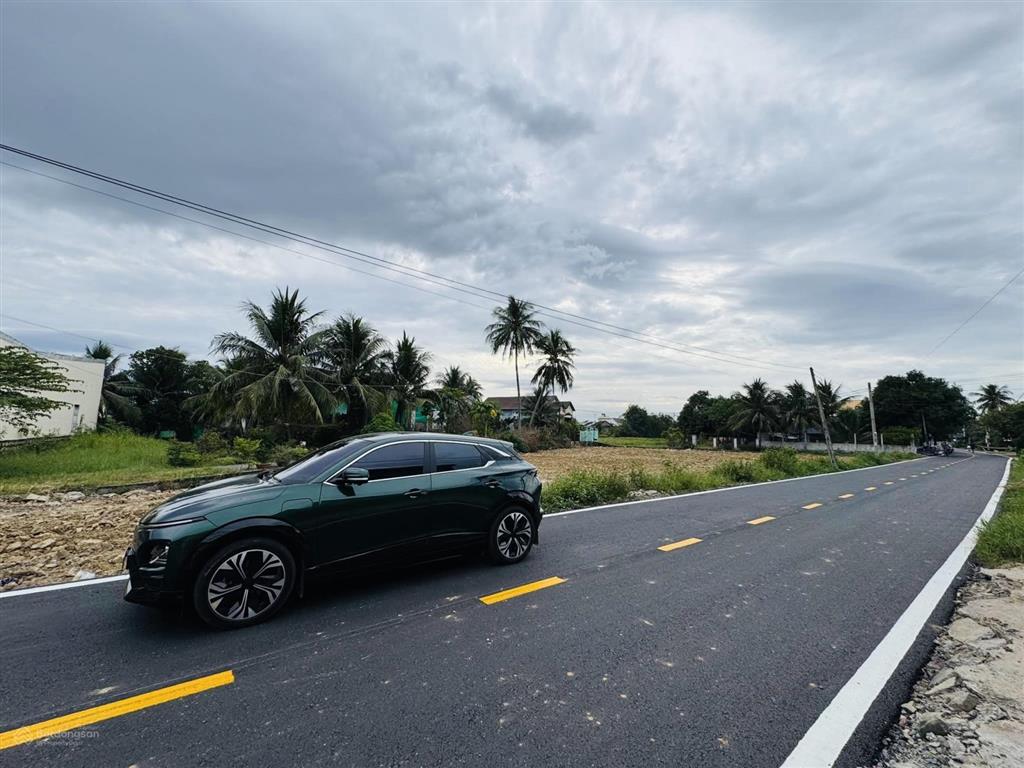 Bán lô đất đường nhựa thông 2/4 và trần quí cáp, cách quảng trường 2/4 ninh hoà 500m