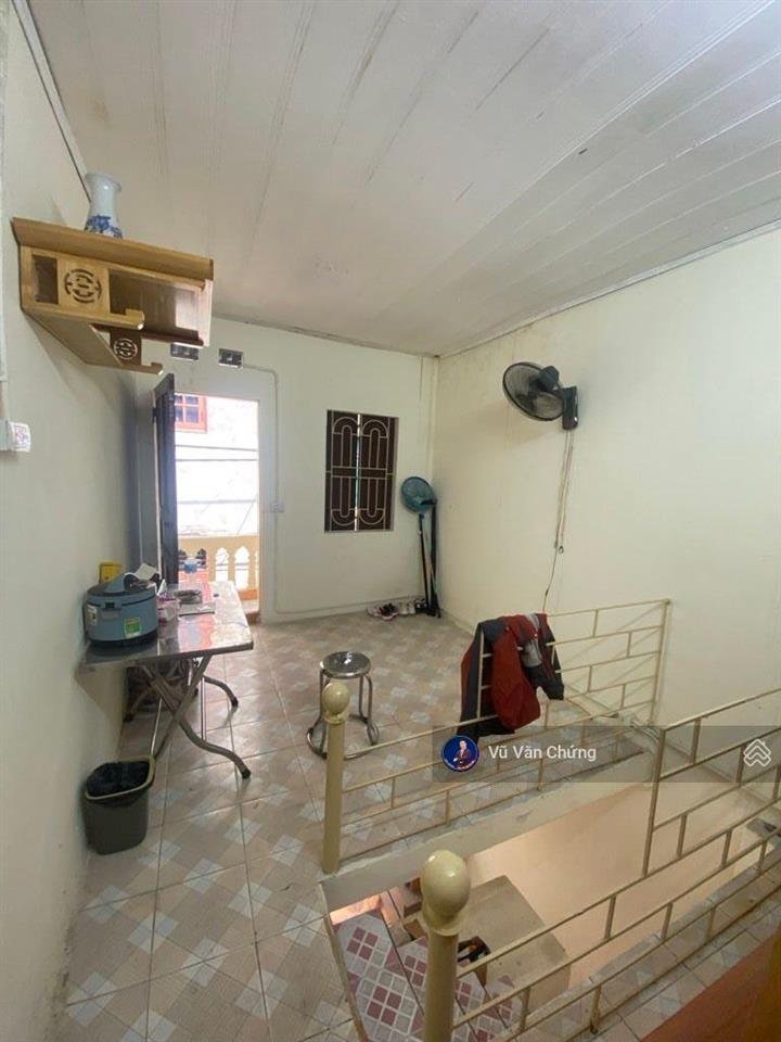 Bán nhà tt cầu bươu, ngõ kinh doanh, ô tô đỗ cửa. giá 3.2 tỷ 2 tầng 75m2 sử dụng