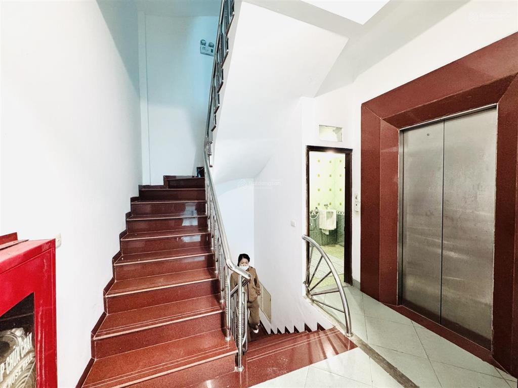 Siêu phẩm mặt phố nguyễn chánh, cầu giấy 8 tầng thang máy 50mxmt5m 37tỷ kinh doanh đỉnh ô tô vỉa hè