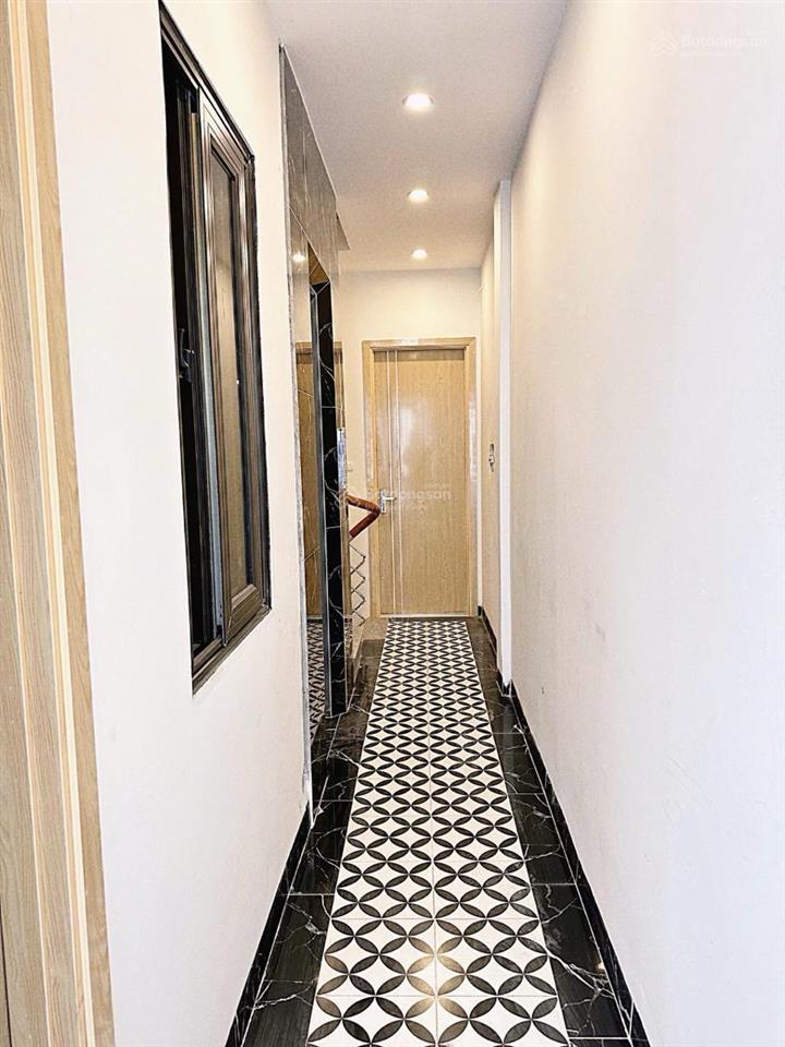 Hot chdv mới tinh trung tâm cầu giấy 11 phòng doanh thu 55tr/tháng 50m2x6t thang máy, mt4m14.980tỷ