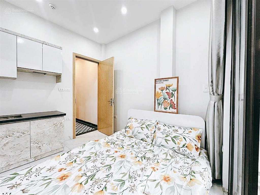 Hot chdv mới tinh trung tâm cầu giấy 11 phòng doanh thu 55tr/tháng 50m2x6t thang máy, mt4m14.980tỷ