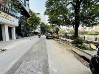 Bán đất mặt hồ đầm tròn, phố đội cấn, ô tô tránh, view hồ, 95m, giá 36.5 tỷ