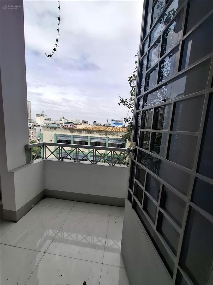 Bán gấp cc 2pn 2wc đường lý thường kiệt, 3,3 tỷ, 60m2, quận 11, hcm