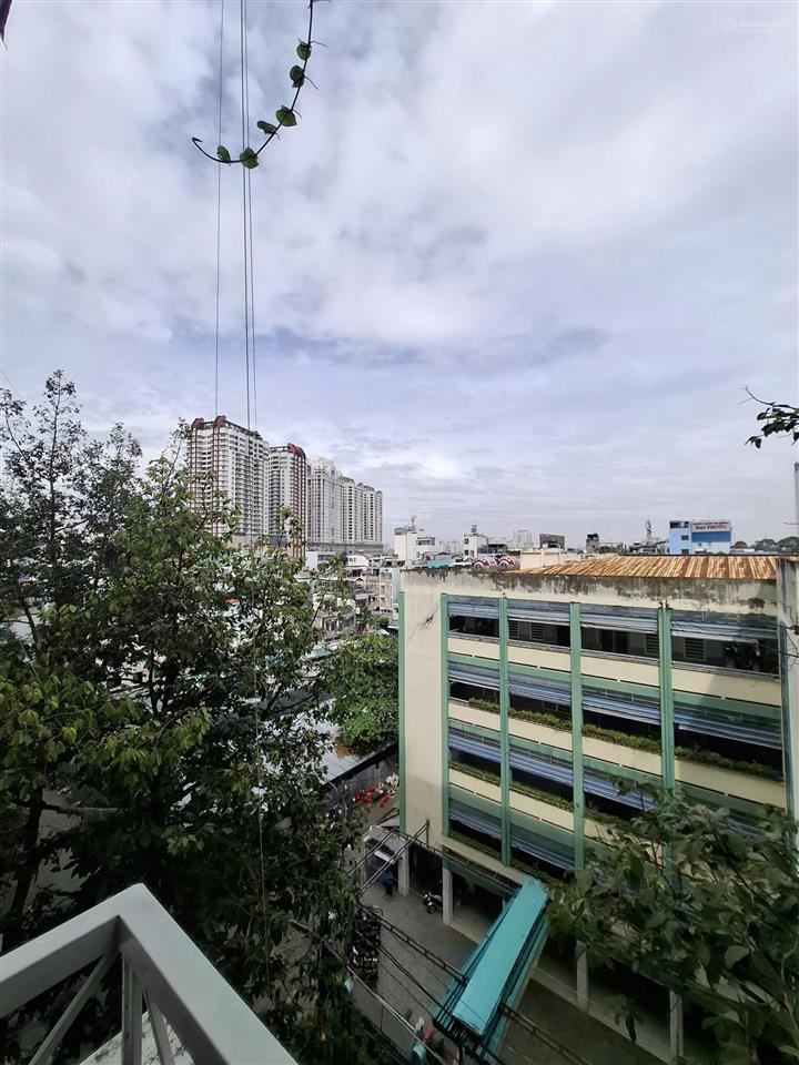 Bán gấp cc 2pn 2wc đường lý thường kiệt, 3,3 tỷ, 60m2, quận 11, hcm