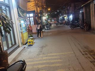 Nóng chủ cần tiền gấp giảm 1.5 tỷ ôtô tránh nhau, kinh doanh sầm uất, 30m ra mặt phố cầu diễn