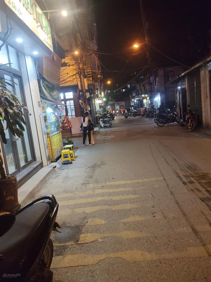 Mặt ngõ ô tô  lô góc  xây toà nhà ở kinh doanh